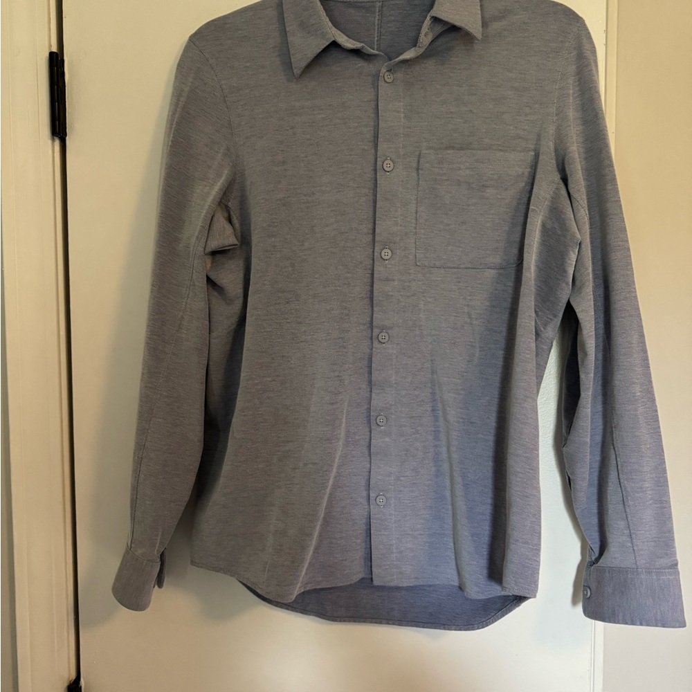 Lululemon “ONE THING AT A TIME” men’s long sleeve button down